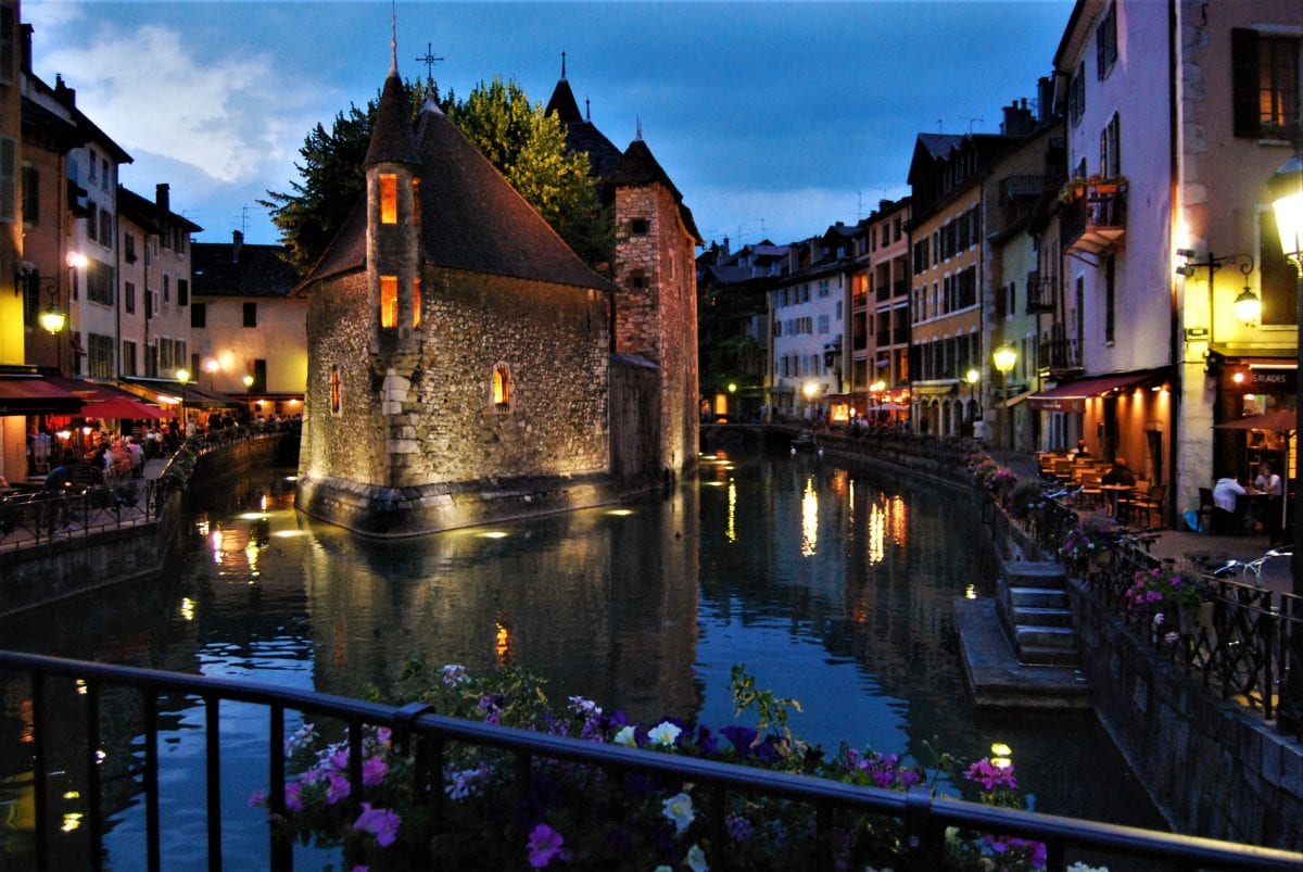 Photo Essay: Annecy – A Day in France’s Lovely Little “Venice of the North”
