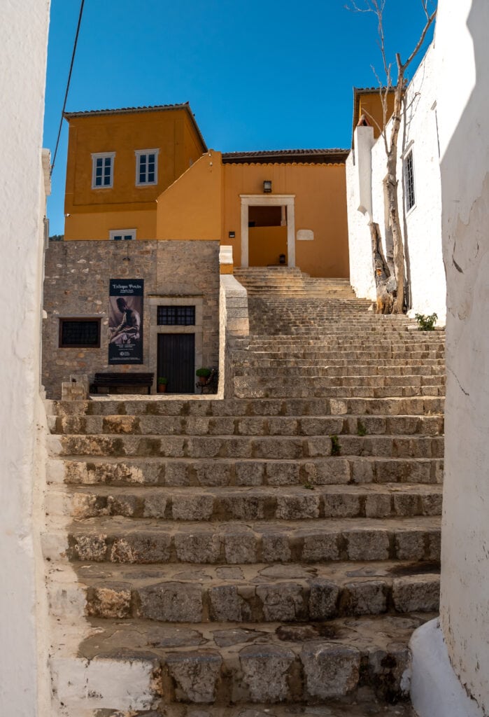 Climbing up the hill to the Lazarus Kountouriotis Mansion