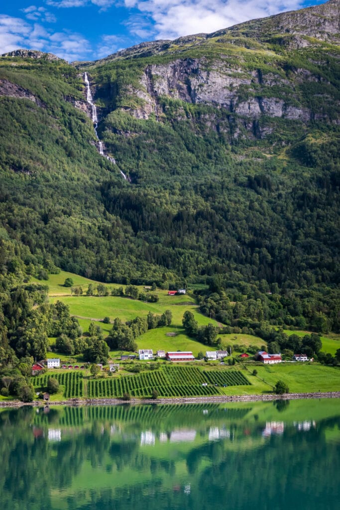 farms and waterfalls abound along the Sogenfjord 