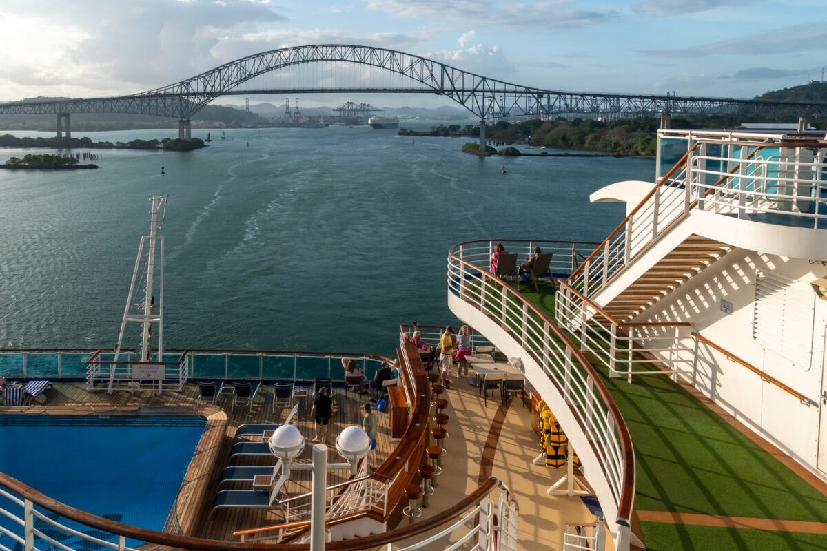 a full transit Panama Canal cruise