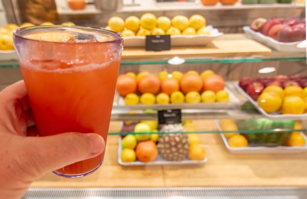 The juice bar on the Discovery Princess