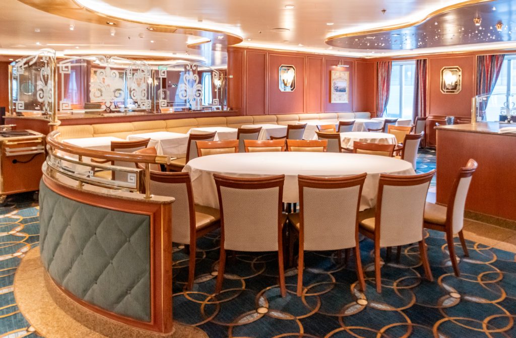 Da Vinci dining room on the Ruby Princess