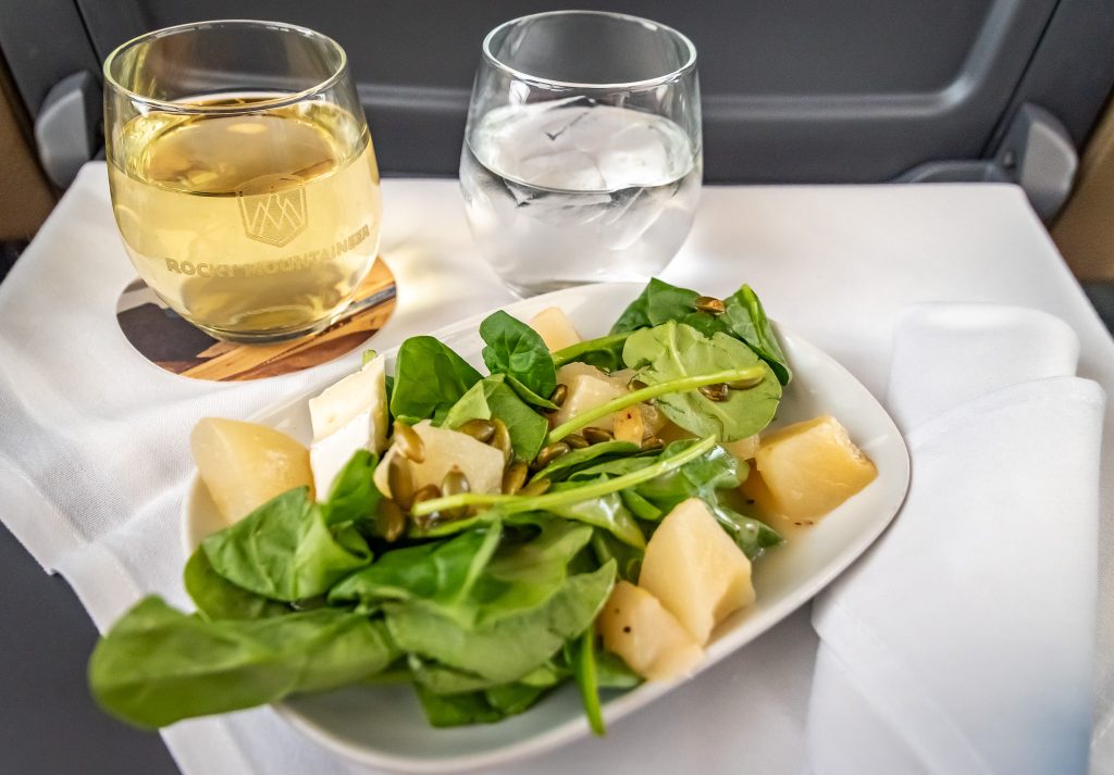 Spinach, Pear, and Brie Salad
