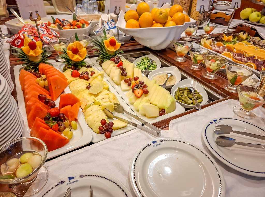 Plenty of healthy choices at breakfast