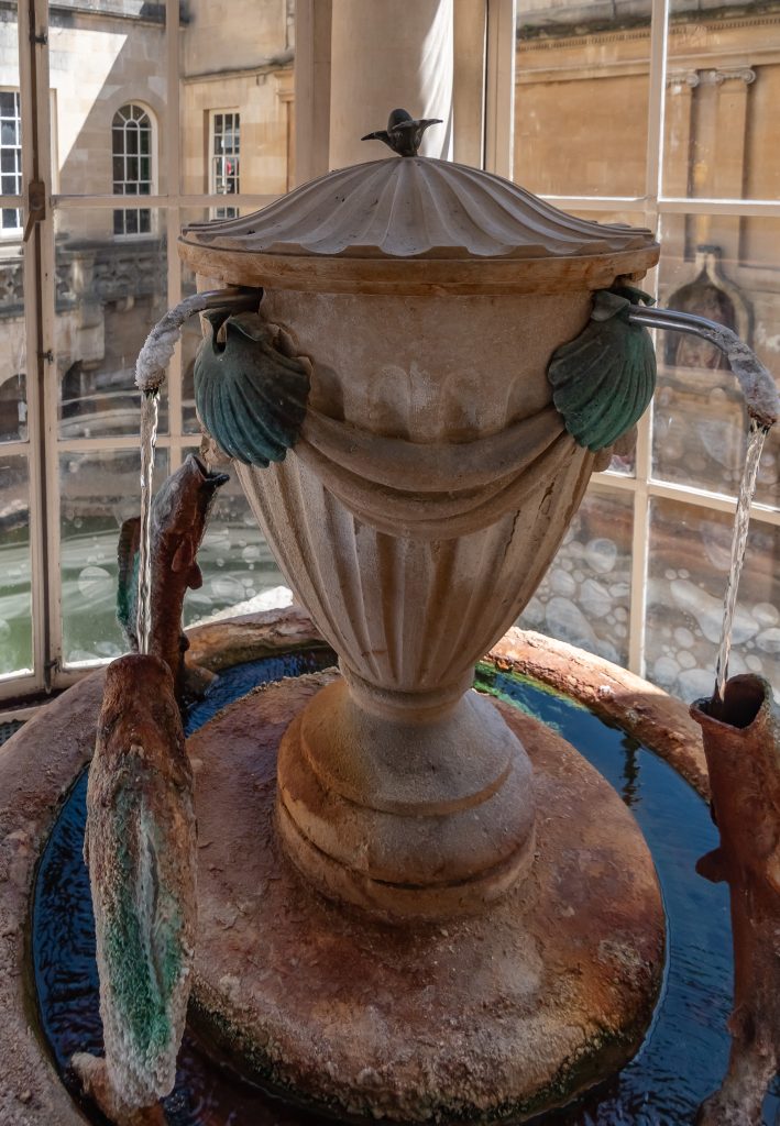Fountain with thermal waters in the Pump Room