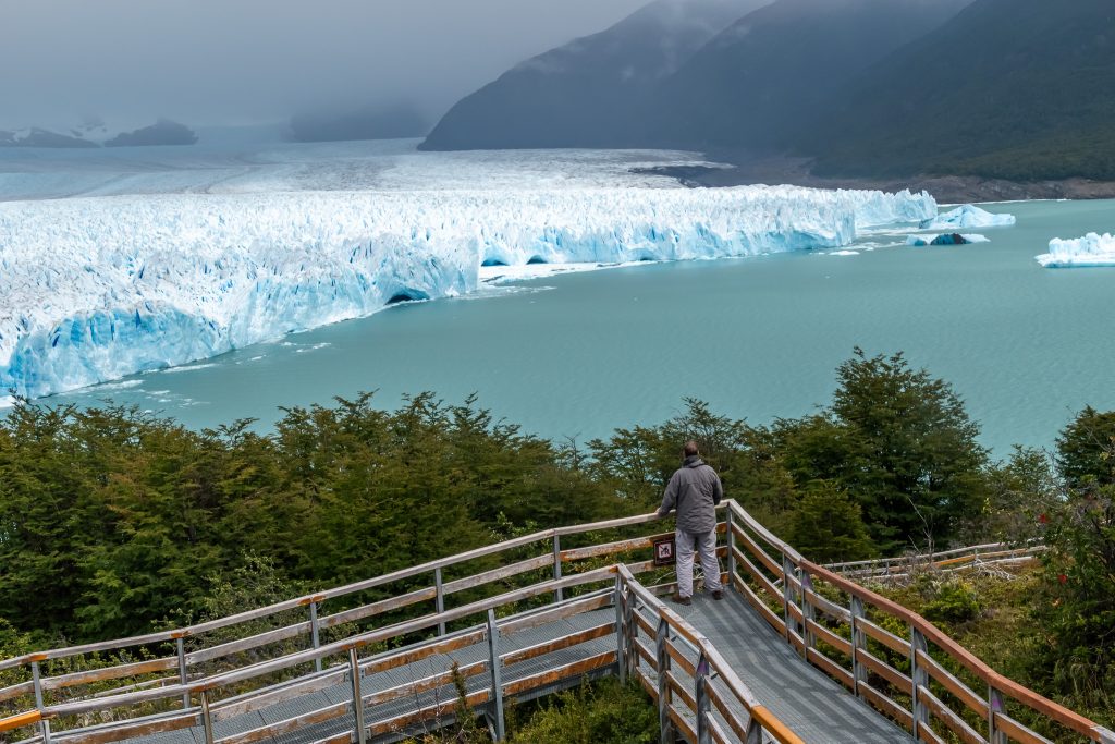 Looking at the Perito Moreno glacier