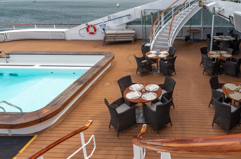 Pool and outdoor terrace on the L'Austral