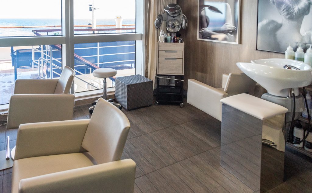 Beauty Parlor on the L'Austral