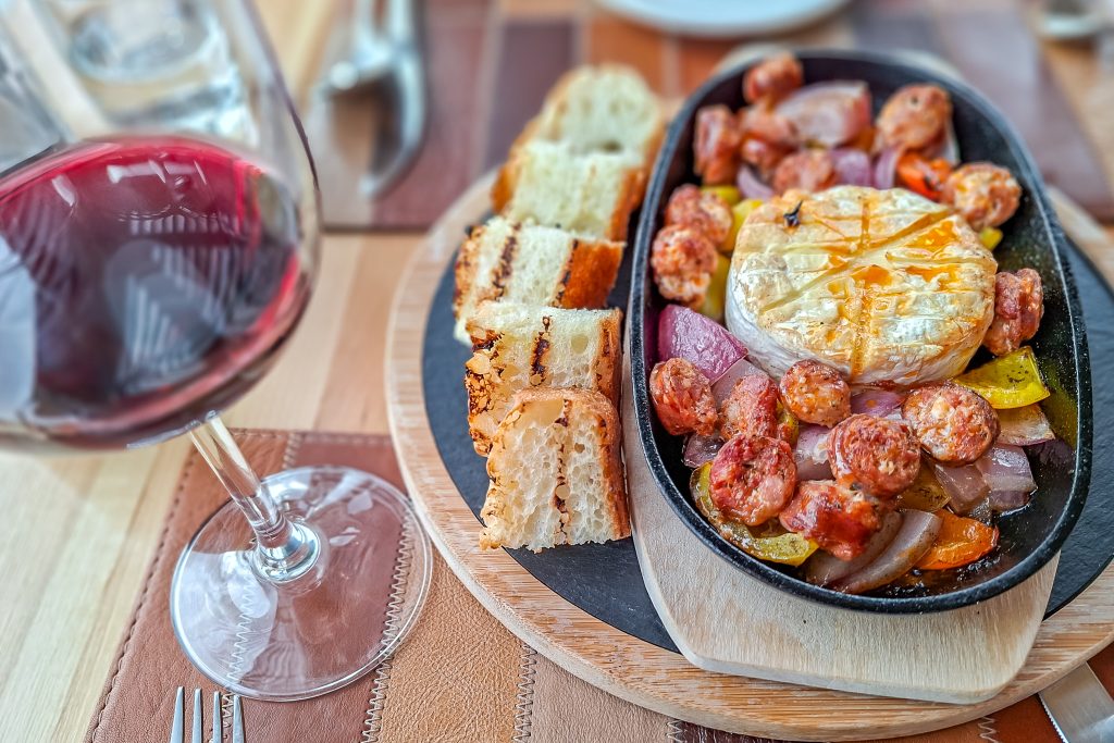 Baked brie Chilean style