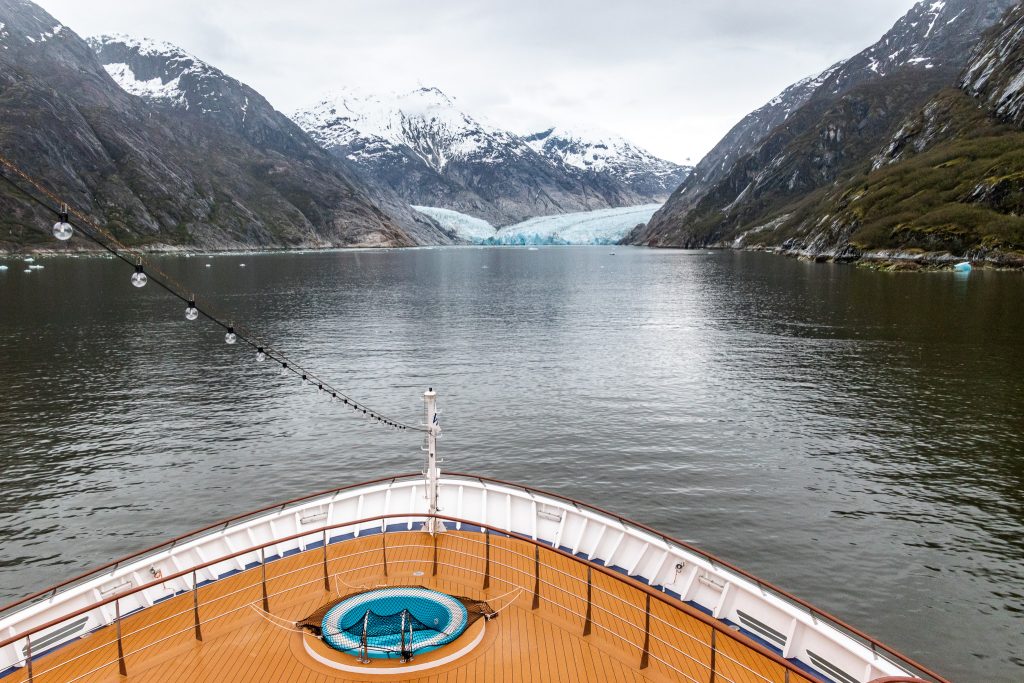 The Star Seeker approaching the Dawes Glacier
