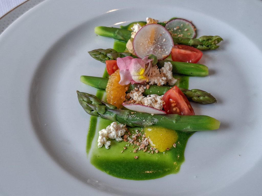 Braised asparagus