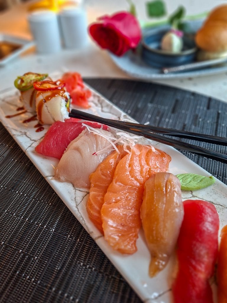 Sashimi plate