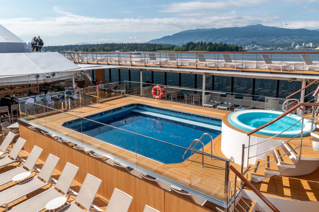 Pool and whirlpool on deck 7