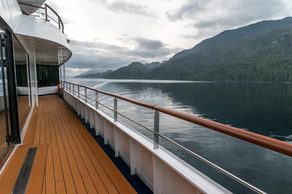 Side outdoor deck accessed from the Yacht Club