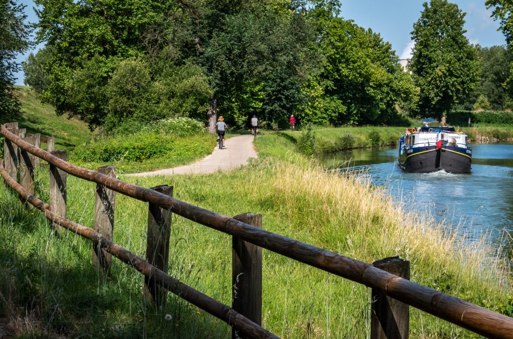 Biking on the towpath alongside the Rosa