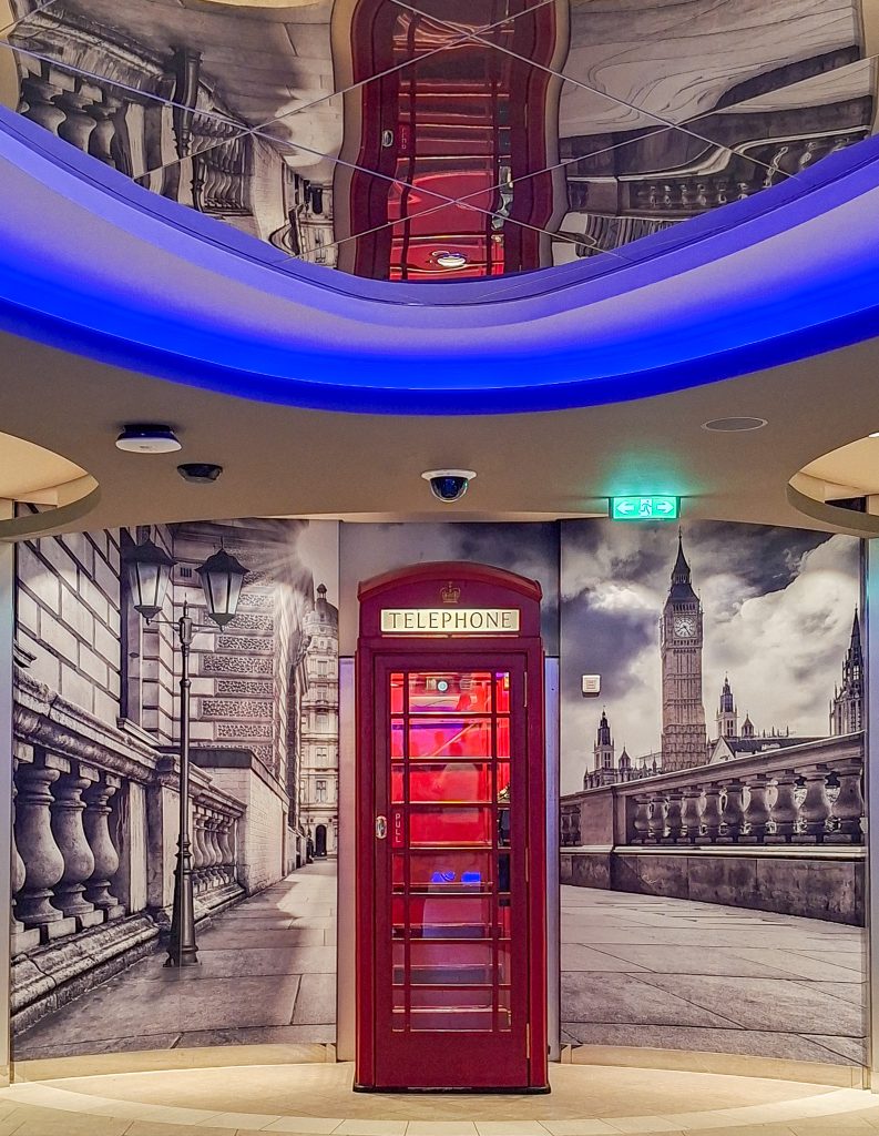 Entrance to the MSC World America speakeasy